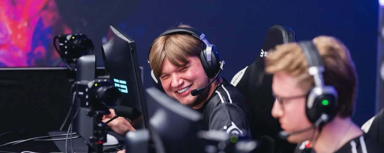 MVP争夺战白热化:s1mple、donk、ropz领跑榜单精彩对决-jbo竞博·电竞 MVP争夺战白热化:s1mple、donk、ropz领跑榜单精彩对决-jbo竞博·电竞